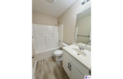 338 Breckinridge Circle, Vine Grove, KY 40175