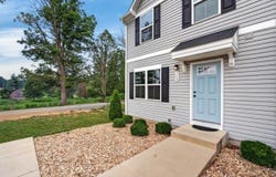 753 CARSON CIR, GROTTOES, VA 24441