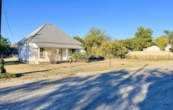 301 E 10th Street, Coleman, TX 76834