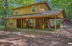 210 Pine Hill, Texarkana, AR 71854