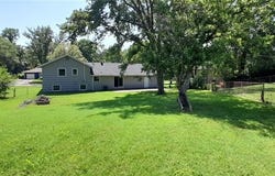 1604 NE 60th Terrace, Gladstone, MO 64118