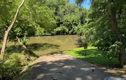 37 County Road 1042, Centre, AL 35960