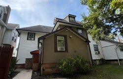 122 MAIN ST, DARBY, PA 19023
