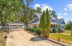 321 Valley Park Drive, Branson, MO 65616