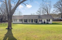 35 E Lincoln Drive, Brookhaven, MS 39601