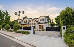 5414 Genesta, Encino, CA 91316