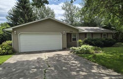 800 S Lucas Avenue, Eagle Grove, IA 50533