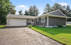8 Hillview Drive, Rochester, NY 14622