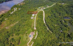 204 Quarry Road, Golden Eagle, IL 62036