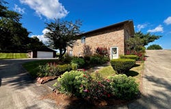25414 St. Rt. 335, Waverly, OH 45690