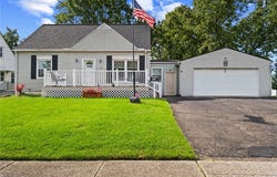 634 Elbur Avenue, Akron, OH 44306