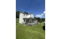 19552 Seneca Trl, Marlinton, WV 24954