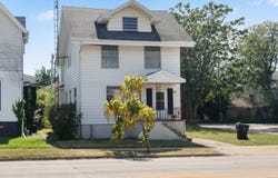 811 E Washington Street, Bloomington, IL 61701