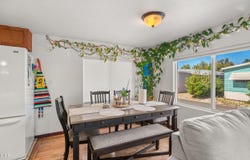 3555 S Pacific, Medford, OR 97501
