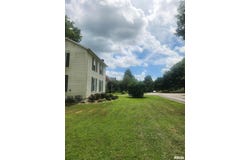 301 E MAIN Street, Lexington, IL 61753