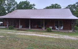 3309 nc 421, Marble Falls, AR 72648