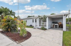 6230 E 2nd Ave, Hialeah, FL 33013