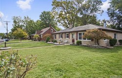 1626 Main Street, Highland, IL 62249