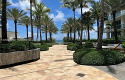 6799 Collins Ave, Miami Beach, FL 33141