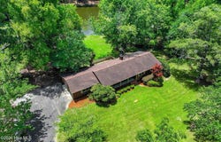 65 Long Cane Road, Johnston, SC 29832