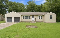 1259 E Berkeley Street, Springfield, MO 65804