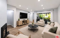 9562 Via Bernardo, Burbank, CA 91504