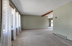 2211 Camelot Drive, Parma, OH 44134