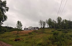 972 Dairy Road, Poca, WV 25159