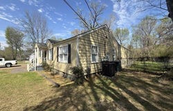 3312 UNIVERSITY St, Memphis, TN 38127