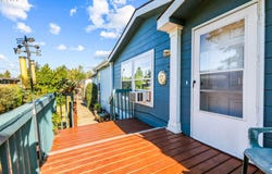 2154 LYON St, Albany, OR 97322