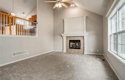 1324 SE Dalton Circle, Lee's Summit, MO 64081
