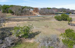 170 Edgehill Drive, Azle, TX 76020