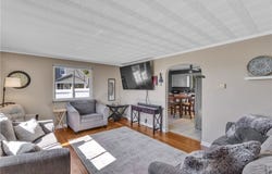 136 N Hazen Ave., Ellwood City, PA 16117