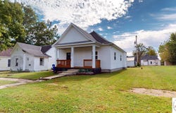 1208 E 9th Street, Sedalia, MO 65301