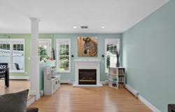 7 Sycamore Drive, Middleborough, MA 02346