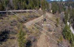 577 Midas Dr, Sagle, ID 83860