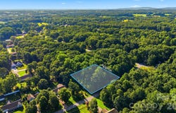 1096 Rollingwood Drive, Claremont, NC 28610