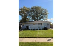 9851 Delaware Place, Highland, IN 46322