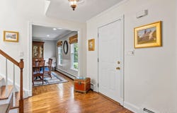 17 Lemark Court, East Setauket, NY 11733