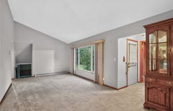 7686 Roselawn Drive, Mentor, OH 44060