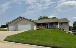 1038 Monterey Drive, Carroll, IA 51401
