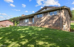 227 Willow Avenue, Pennington Gap, VA 24277