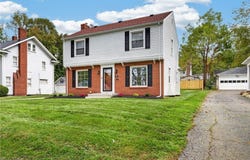 733 Roslyn Avenue, Akron, OH 44320