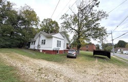 301 N 7th Street, Murray, KY 42071