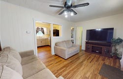 435 2nd Street SE, Brewster, OH 44613