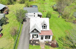 130 Charleston St, Esperance, NY 12066