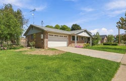 55 E CENTER St, Meadow, UT 84644