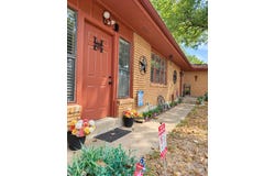 800 Kerry Lane, Azle, TX 76020