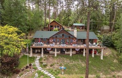 12466 N Holmes Ln, Hayden, ID 83835