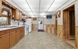 529 W Maple Street, Stanley, WI 54768